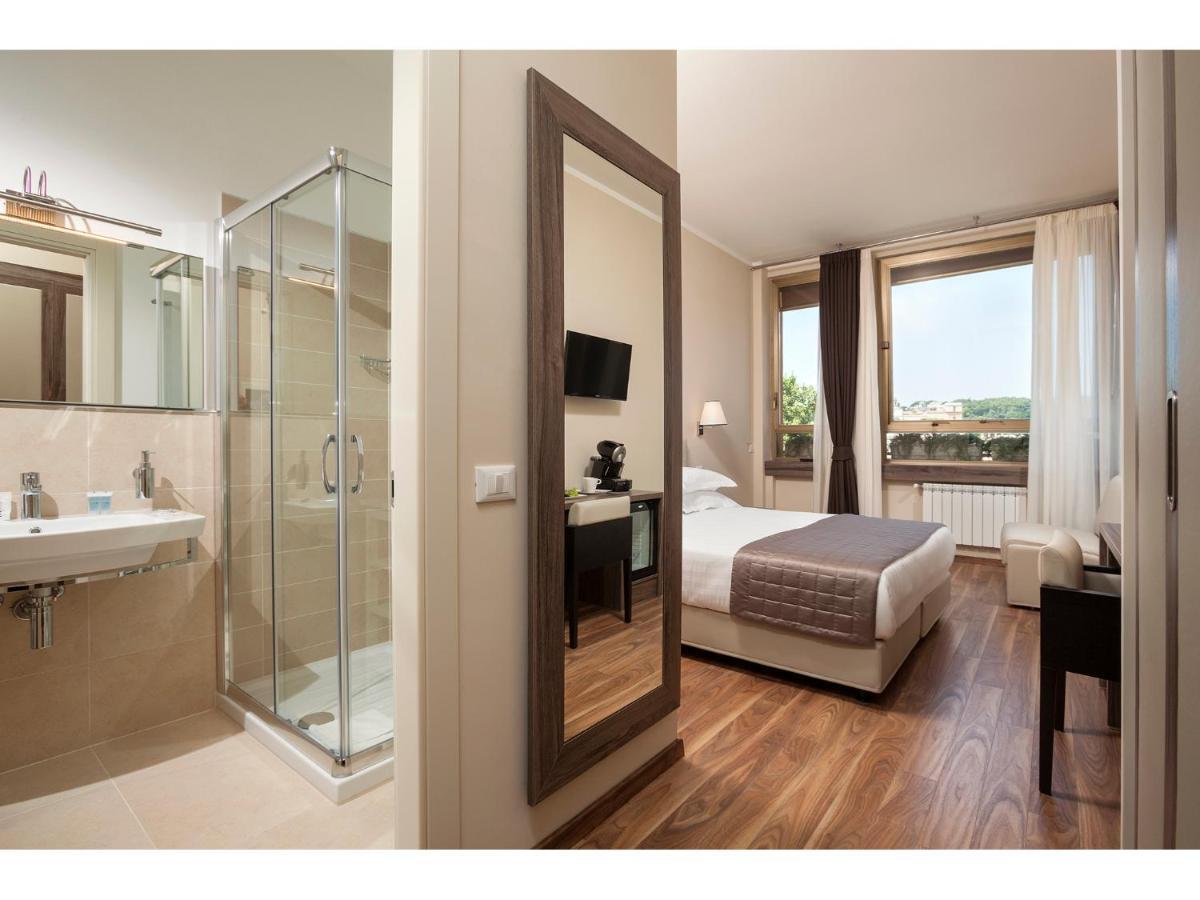 Hotel Window On Roma Exterior foto